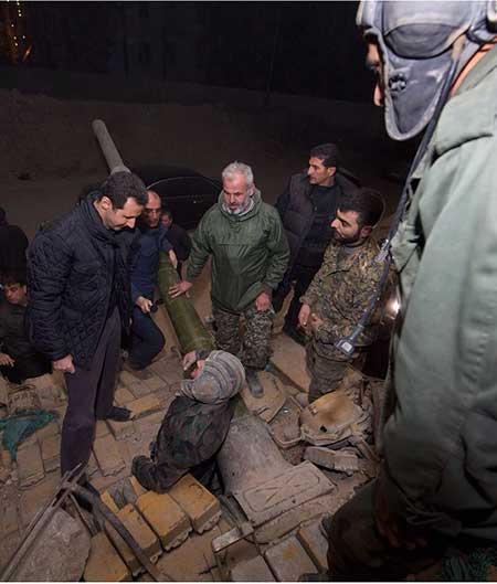 الرئيس الاسد لجنود الجيش السوري: انتصاراتكم بمواجهة الارهاب ابقت  مساحة للفرح  في سورية