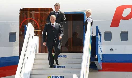 بوتين من أنقرة: لحلول مقبولة للأزمة السورية من جميع فئات الشعب