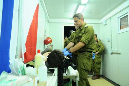 أطباء اسرائيليون|جرحى سوريون حالة تململ لدى مستوطني الشمال بسبب معالجة حرحى سوريين في مستشفيات العدو الصهيوني