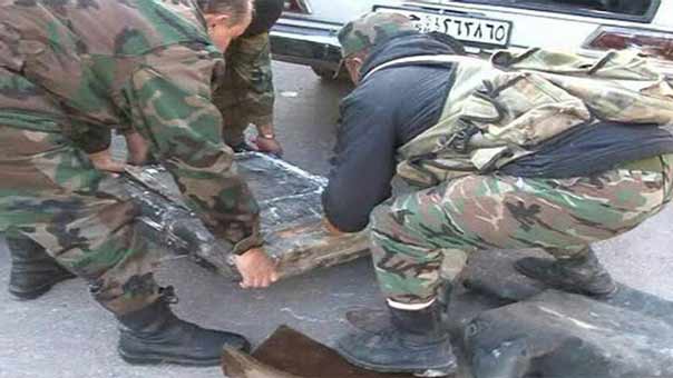 الجيش السوري يفكك سيارة مفخخة محملة بـ 120 كلغ من مادة &rsquo;السي فور&rsquo; في حمص