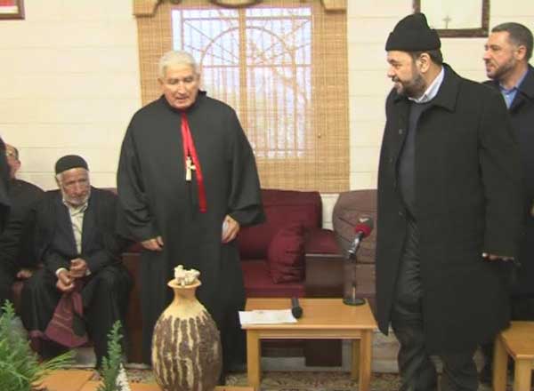 وفد من قيادة البقاع في حزب الله يجول على فعاليات دينية مسيحية