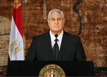 الحكومة المصرية تستقيل مع اقتراب انتخابات الرئاسة