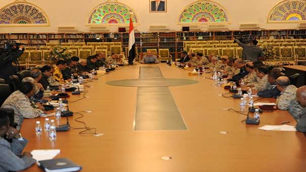 اللجان الشعبية تسيطر على دار الرئاسة في صنعاء وترقب لخطاب هام للسيد الحوثي مساء
