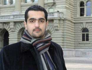 توقعات ببدء تنفيذ حكم جلد الناشط السعودي المعتقل رائف بدوي الأسبوع المقبل