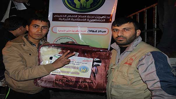 برعاية لجنة إمداد الإمام الخميني (قده).. تسليم أغطية شتوية لمشردي العدوان الصهيوني على غزة