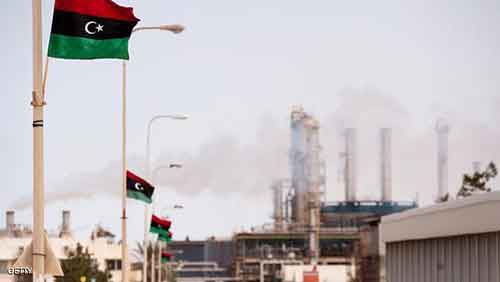 ليبيا: مقتل 16 جنديا قرب درنة واشتباكات عنيفة قرب ميناء السدرة
