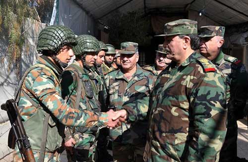 وزير الدفاع السوري يجول على نقاط عسكرية جنوبي البلاد