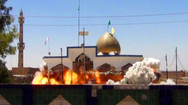 &rsquo;داعش&rsquo; يمنع الاحتفال بالمولد النبوي الشريف
