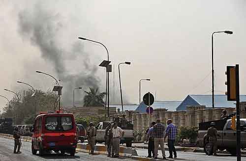 العراق: عشرات الضحايا جراء تفجيرين انتحاريين وسط بغداد 
