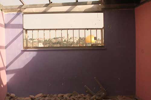 في القدس... إما أن تهدم منزلك أو تهدمه آليات الاحتلال