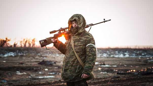 خطوة نادرة لتطبيق اتفاقات &rsquo;مينسك-2&rsquo; .. تبادل للأسرى بين القوات الأوكرانية ودونباس