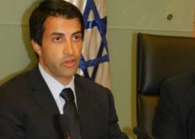 قرار &rsquo;اسرائيل&rsquo; تجميد اموال السلطة الفلسطينية يهدّد بإشعال الضفة الغربية