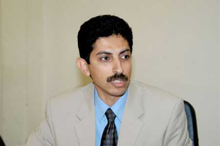 البحرين: تدهور صحّة عبد الهادي الخواجة بعد إضرابه عن الطعام