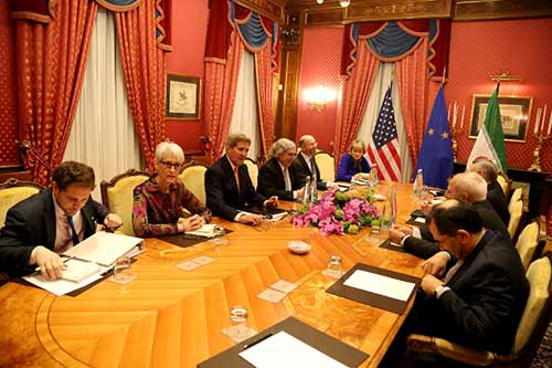 الاعتداء السعودي الاميركي على اليمن يخيّم على الجولة الجديدة من مفاوضات لوزان النووية