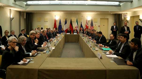 &rsquo;إشارات إيجابية&rsquo; في محادثات لوزان النووية.. ولا وثيقة سياسية حتى الآن