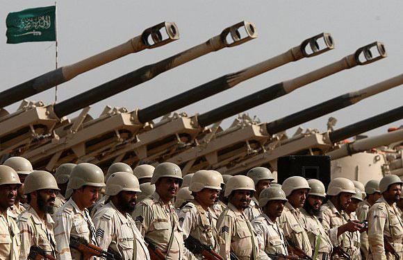  السعودية أول مستورد عالمي للأسلحة 