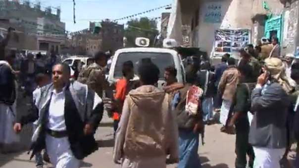 عشرات الشهداء بتفجيرات انتحارية إستهدفت مسجدين في صنعاء.. و&rsquo;داعش&rsquo; تتبنى