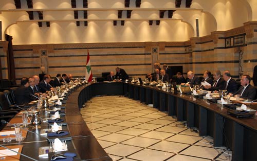سلام يدعو إلى انتخاب رئيس الجمهورية ومجلس الوزراء يكلف شهيب متابعة موضوع الشاحنات المحتجزة