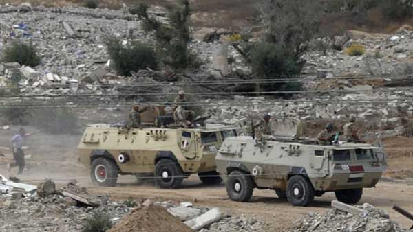 بعد أيام على تأكيد السيسي أن الجيش المصري هو لمصر فقط.. الارهاب يضرب في سيناء مجدداً