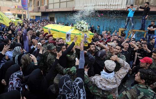 حزب الله شيّع الشهداء طهماز وطاهر وناصرالدين بحضور شعبي حاشد