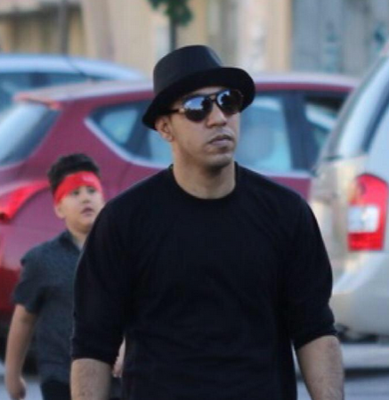 الأمن البحريني يخطف أحد الثوار الناشطين ويحتفل بنصر مزعوم 