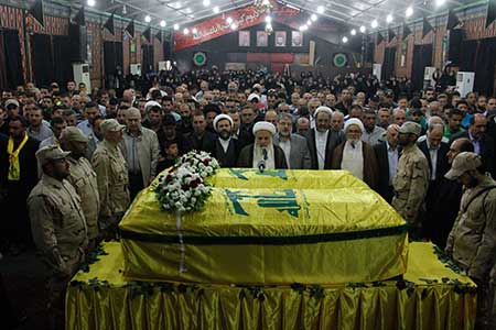 حزب الله وجمهور المقاومة يشيعان الشهيدين ربيع بوخاري وعلي عكنان