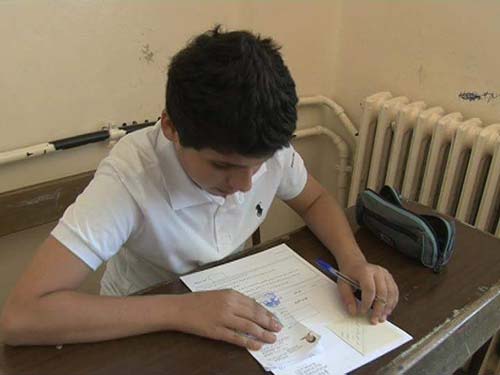بالصور والفيديو: انطلاق اليوم الاول من الامتحانات الرسمية للشهادة المتوسّطة