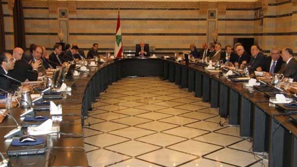 رفع جلسة مجلس الوزراء بعد نقاش حاد.. و&rsquo;التغيير والإصلاح&rsquo; يجتمع استثنائياً ويحذّر من &rsquo;إنفجار&rsquo;