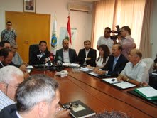 الحاج حسن يدعو الى تحديد سعر منصف للحليب 