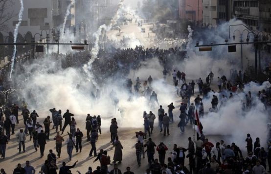 الوفاق: محاكمة صغار الموظفين "مسرحية" لافلات المسؤولين الكبار من العقاب

