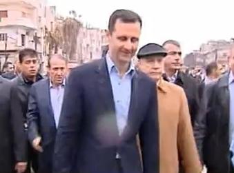 الرئيس الأسد يتفقد الوحدات العسكرية في حي بابا عمرو ويؤكد أن "الدولة لم تتأخر في أداء واجبها" في حمص