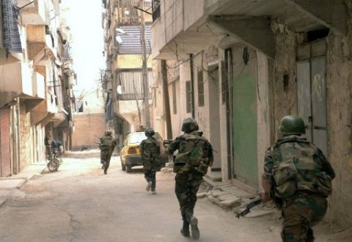 سوريا: اشتباكات عنيفة في محيط مطار تفتناز ومنع "انتحاري" من تفجير نفسه في حماة