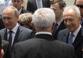 بيرس: الوضع في سوريا يشكل خطر على كل الشرق الاوسط لأن قوى متطرفة دخلت فيه
