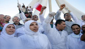  أحكام بسجن 23 طبيباً في البحرين لمشاركتهم في الإحتجاجات الشعبية

