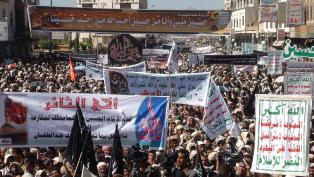 عاشوراء اليمن تحيي انتصار غزة...ومسلحون يقتلون 3 مشاركين في صنعاء