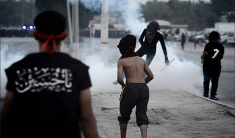 قوات الامن تقمع مسيرات عاشوراء