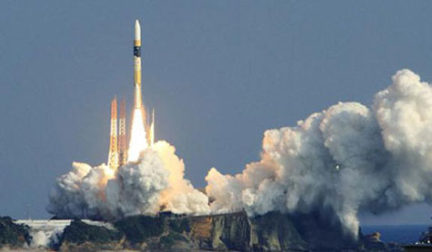 "بيونغ يانغ" تطلق صاروخها بنجاح وسط إنتقادات دولية وتهديدات برّد فعل قوي تجاهها