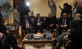 3 احتمالات تحدد مستقبل جبهة الانقاذ الوطني في مصر