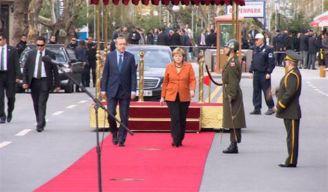 ميركل في انقرة 