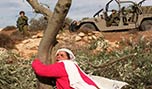 اللاجئون الفلسطينيون يؤكدون في يوم الارض على هويتهم الفلسطينية