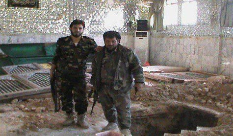 استنكارات متواصلة للاعتداء على المقامات

