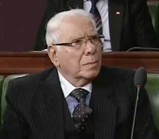 وزير الدفاع التونسي: سنطبق قانون الطوارئ بكل صرامة