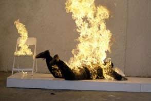 إسقاط الجنسية عن سعودي أحرق نفسه في الرياض