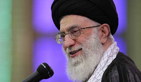 الامام الخامنئي يشدّد على أهمية وحدة المسلمين 