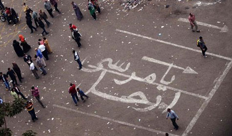 ميادين مصر تنتزع شرعية مرسي