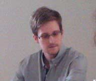 سنودن يطلب اللجوء السياسي إلى روسيا