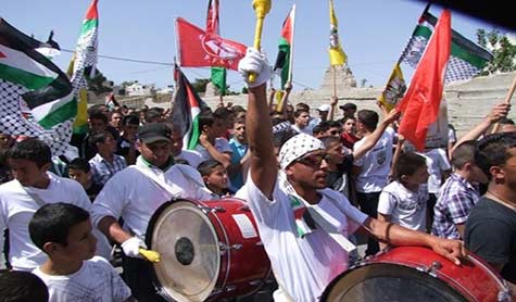 فرحةٌ فلسطينيةٌ منقوصةٌ بالإفراج عن أسرى قدامى 