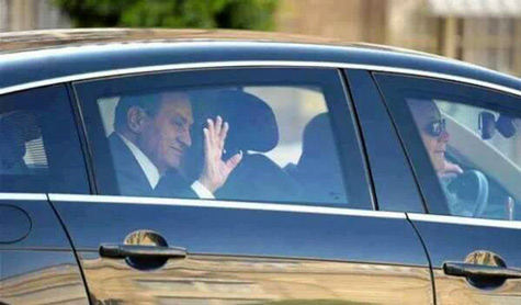 القضاء المصري يفرج عن مبارك