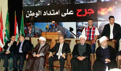 حشود رسمية معزية بتفجيري الرويس وطرابلس