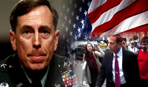 طلاب أميركا يلاحقون بترايوس: ليخرج مجرم الحرب